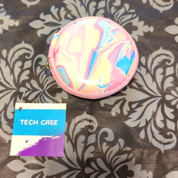 *5 Pc Tie Dye Tech Bundle* - Picture 5 of 6